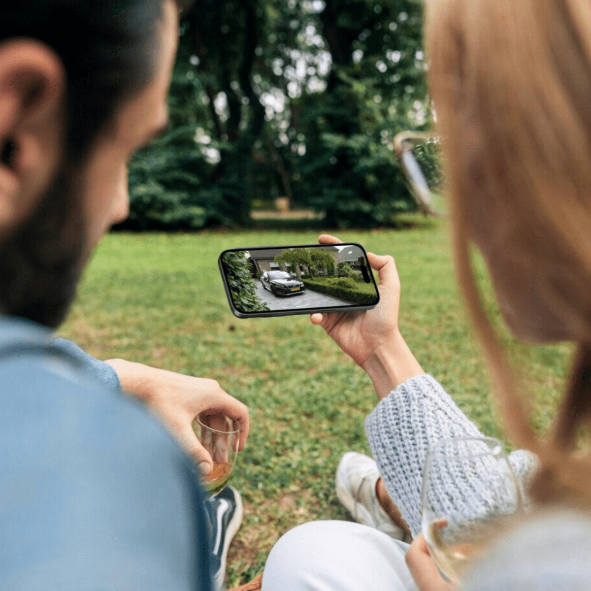 Security Camera with Solar Panel - Beldeur